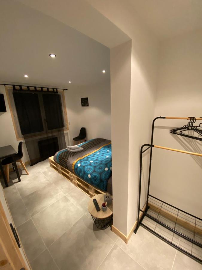 Privee Bed & Breakfast *